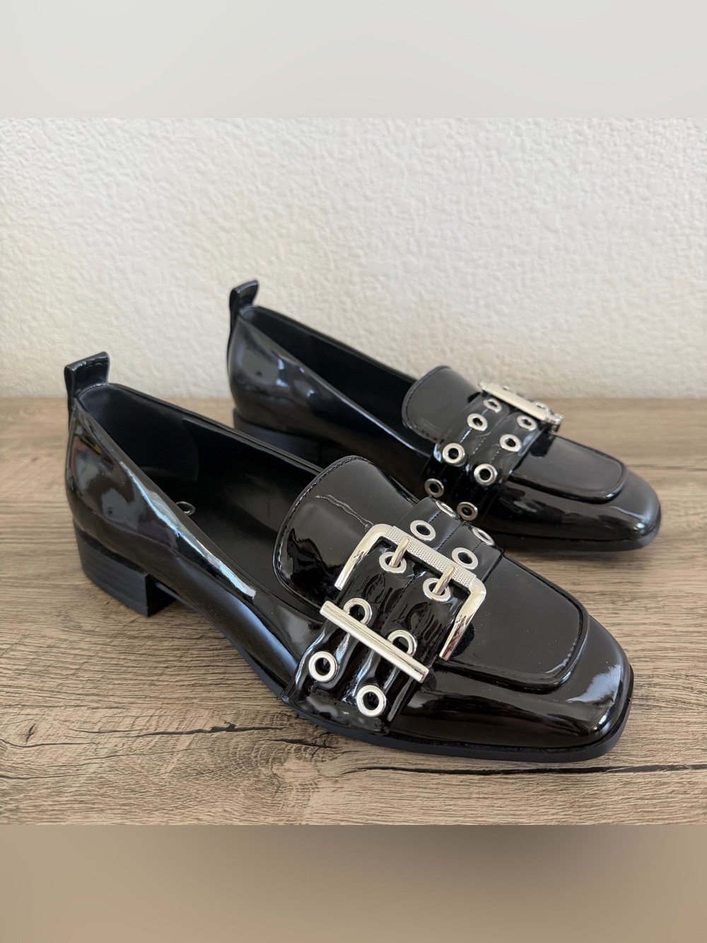 MIX NO. 6 Women's Size 6.5M Loafer Flats Shoes Dressy Shiny Silver Buckle